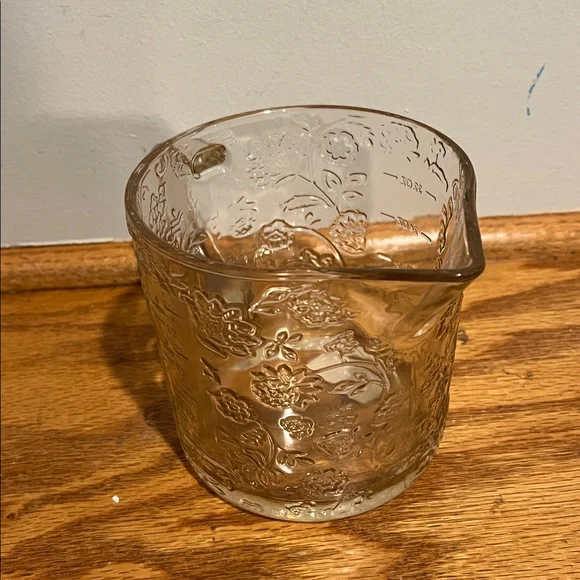 CWC Glass Measuring Cup - Picture 4 of 12